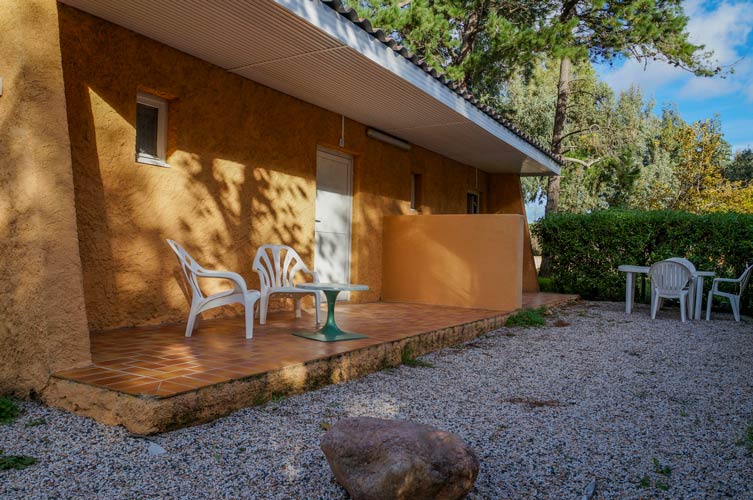 Appart type 4 kitchen camping Corsica